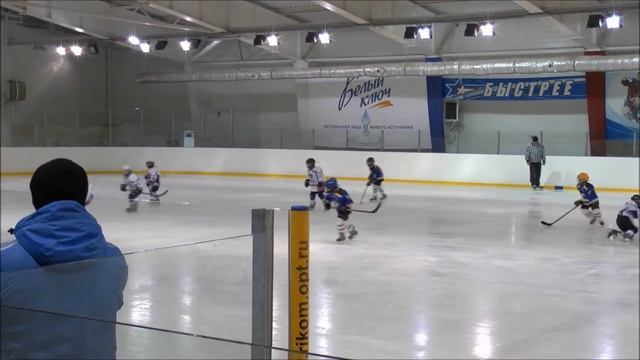 Венедикт забивает гол в ворота Кристалла 21122013 смотреть онлайн