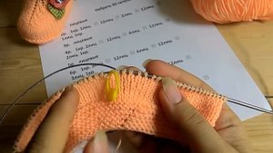 Пинетки на двух спицах