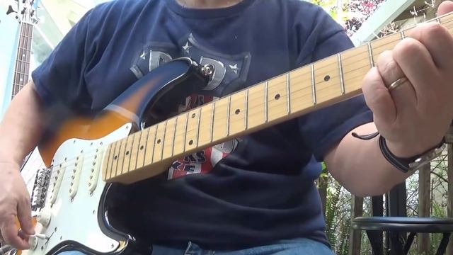 epiphone Batwing S-210 electric guitar смотреть онлайн