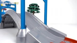 Jumping robot Leap Changer and Transformers Rescue Bots playing with obstacles! #DuDuPopTOY