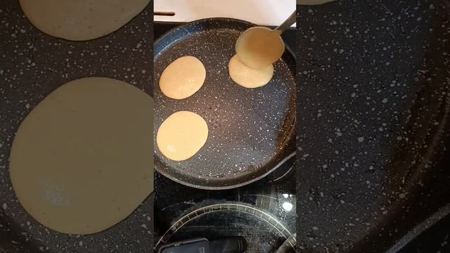 ПОСТНЫЕ оладьи из чечевицы#растительный белок#рецепты в пост#рецепт для вегетерианцев#без глютена смотреть онлайн