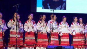 Русская народна песня "Как вставало утро раннее"