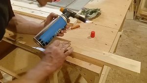 Простая столярка. Как сделать вешалку в прихожую своими руками...