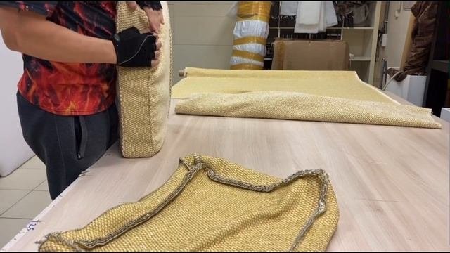 Перетяжка мягкой мебели