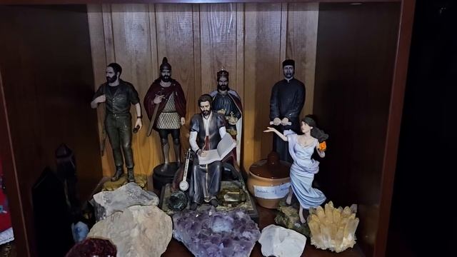 СВЯТОШАМ ОТ ВЕДЬМЫ смотреть онлайн