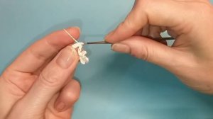 Маленькая снежинка крючком