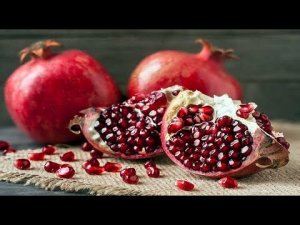 Легко и просто! Чистим гранат / как быстро почистить гранат