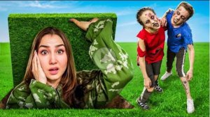 ПРЯЧУСЬ В СЕКРЕТНОЙ КОМНАТЕ ОТ ЗОМБИ