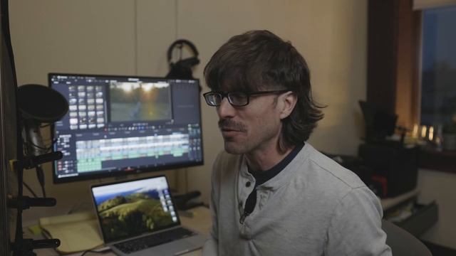 The ONE Thing You STILL Might Need a Cinema Camera For. (I Did). Canon C200 vs. R7 & R6. смотреть онлайн