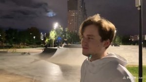 ПАРАДЕВИЧ И EXILE ПЫТАЮТСЯ ДЕЛАТЬ ТРЮКИ В СКЕЙТ ПАРКЕ// IRL