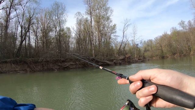 Апрельская мощь | Спиннинг в дугу | Абин | Рыбалка на голавля смотреть онлайн