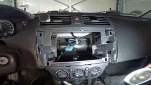 How To Remove / Removal Original Radio Suzuki Swift IV 2004-2010