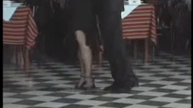 tango in shadow position Anton Gazenbeek Cecilia Gonzalez. slow motion смотреть онлайн