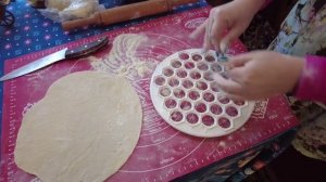 Пельмени. Тест-обзор на пельменницу