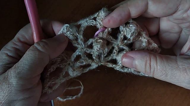 2 потрясающих шали по одной схеме. Вяжем крючком.#шалькрючком #шалькрючкоммк #вязаниемк