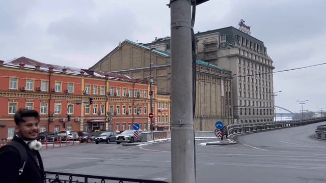A Day in kyiv #part1 🇮🇳~ 🇺🇦 смотреть онлайн