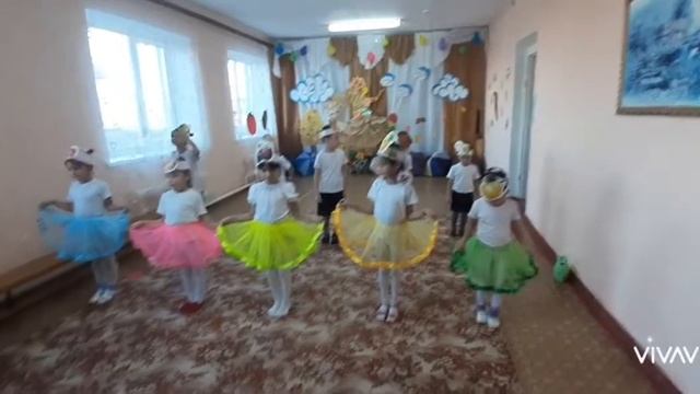 Золотая Осень в детском саду ,,Солнышко" смотреть онлайн