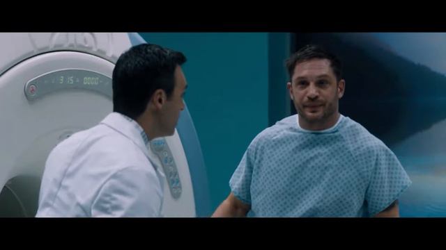 Эдди Брок в томографе под успокоительным. Веном. смотреть онлайн