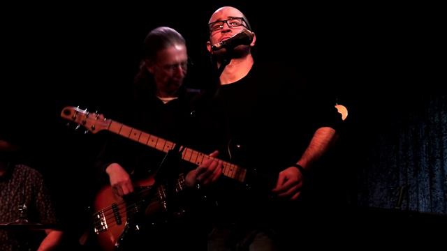 Fender '65 Super Reverb & Little Crow Corvinho Live Test смотреть онлайн