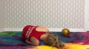 ЧЕЛЛЕНДЖ!! ГИМНАСТИКА С МЯЧОМ ПРОТИВ АРИНЫ!!!