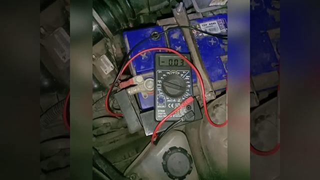 Как китайская магнитола 4022D высаживает АКБ авто. смотреть онлайн