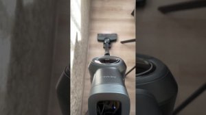 Вертикальный беспроводной аккумуляторный пылесос REMEZ MultiClick PRO Aqua Telescopic RMVC-534