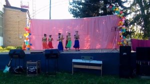 Танец "модный танец" арам зам зам ( средняя группа)