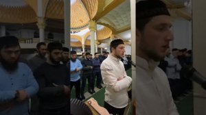 Губден. Мухаммад Шариф