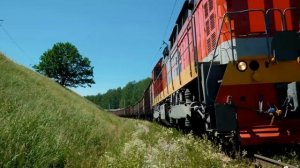 Тепловоз ТЭМ14М Геркулес с двухдизельной силовой установкой