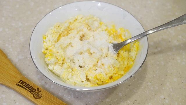 Сырники с кокосовой мукой. Рецепт классический пошаговый
