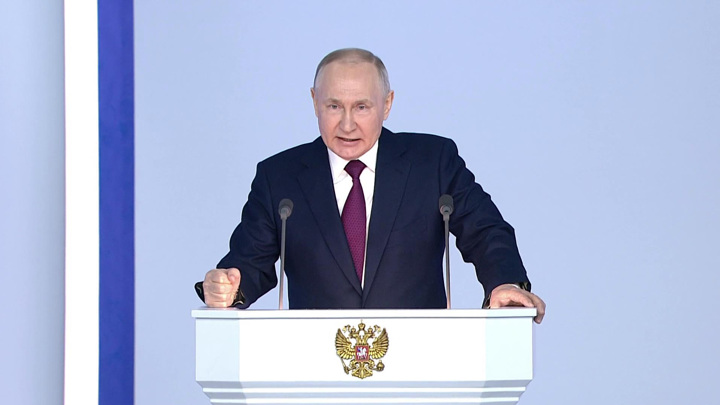 Путин: перекоса экономики в сторону государства удалось избежать - Россия 24