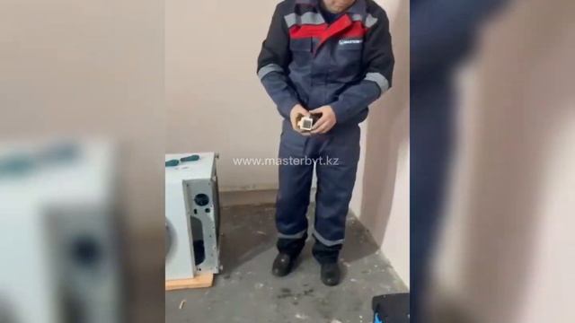 Стиральная машина не сливает воду, причины и решение проблемы #РЕМОНТСТИРАЛКИ #НЕСЛИВАЕТВОДУСТИРАЛК