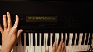 Korg M1 some custom patches and editing!