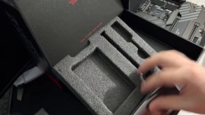 ASUS ROG CROSSHAIR VIII EXTREME X570 Распаковка / Unboxing