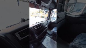 Обзор салона Sitrak 8x4 540л.с.