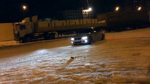 Зимний дрифт BMW f30 xDrive на лете (2)