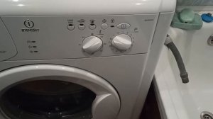 Добрый день.
Машинка Indesit wiun 105. Выскочили такие ошиб...