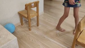 Как прыгать через резинку