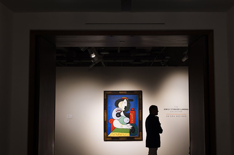 Картину Пикассо "Женщина с часами" продали за $139,4 млн / События на ТВЦ