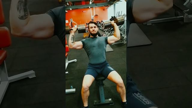 осилим жим гантелей по 35 кг?) смотреть онлайн