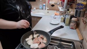 МЕДАЛЬОНЫ ИЗ КУРИНОГО ФИЛЕ быстро просто и очень сочно