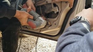 Замена замка двери пассажира Mercedes W203