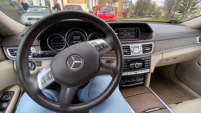 Mercedes-Benz Klasy E W212 FL - Parktronic Mercedes sobie sama parkuje