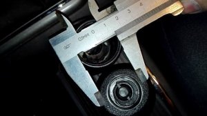 Замена насадки на рычаге переключения передач.