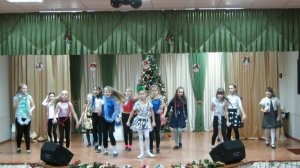 Танец "Ёлка-супермодель" СШ№ 14  Брест, декабрь 2019г