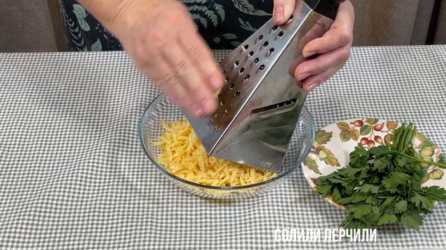Сочные рулетики из куриного филе. Простой, быстрый и вкусный рецепт горячего блюда в духовке.