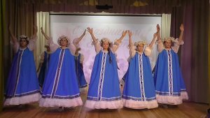 Детский танцевальный коллектив "Родничок", т. "Ромашковый хоровод"