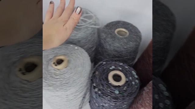 Итальянская бобинная пряжа по технологии air для вязаного модного проекта по мотивам бренда смотреть онлайн