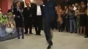 Слегка ненормальный цыганский танец!