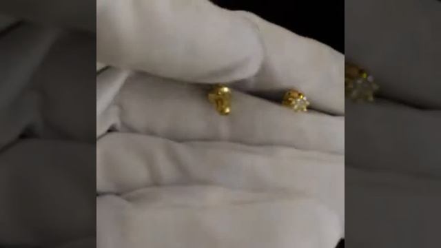 Винтовые серьги пусеты из жёлтого золота с бриллиантами смотреть онлайн